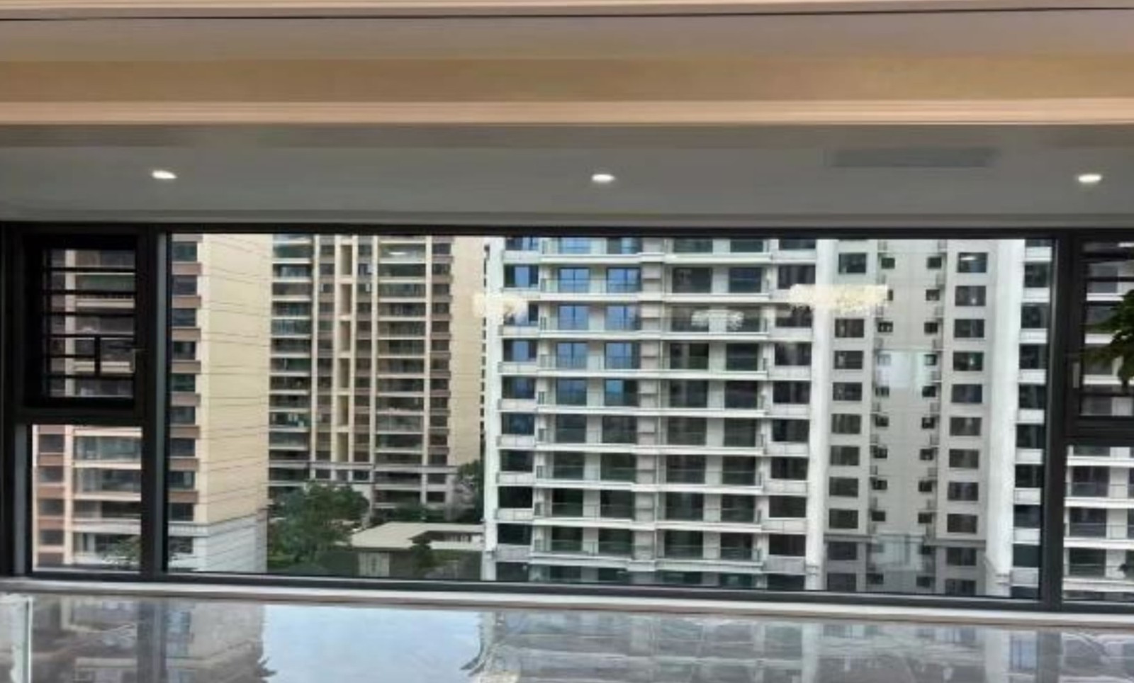 2025 年中国门窗市场规模达 8450 亿元，节能智能成核心需求，细分领域呈现差异化增长